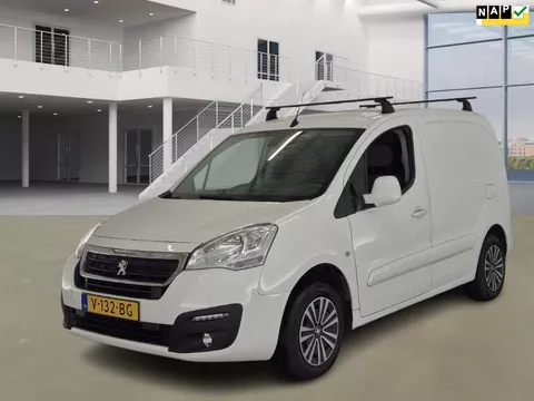 Peugeot Partner 120 1.6 BlueHDi 100pk 3 pers AIRCO NAVI CRUISE